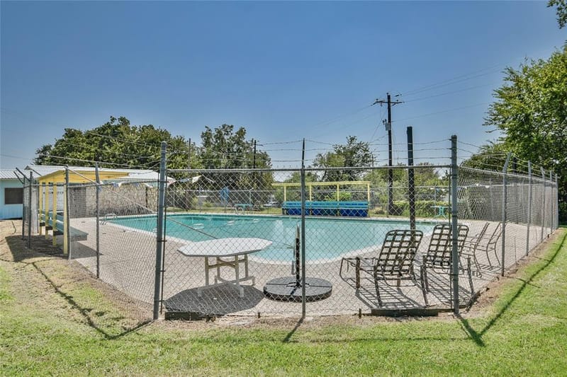 5420 Water View Drive, Granbury TX 76048 - Photo 38