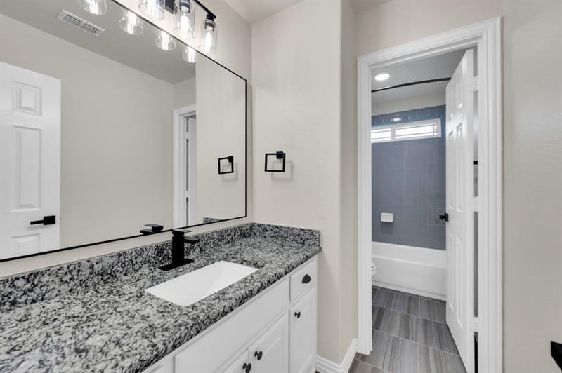 1611 Montelena Avenue, Kennedale TX 76060 - Photo 26