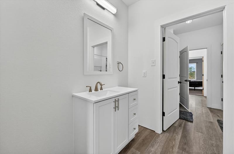 528 Hill County Road 4411, Grandview TX 76050 - Photo 24