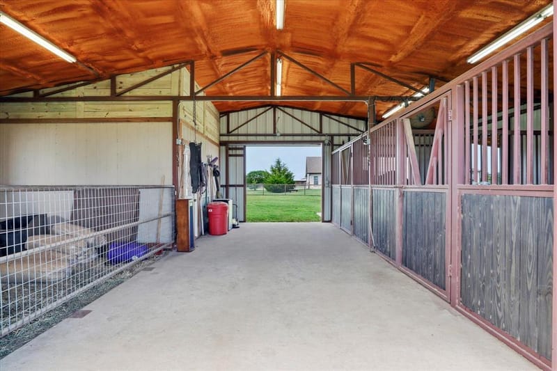 10040 Horseshoe Nail Road, Pilot Point TX 76258 - Photo 36