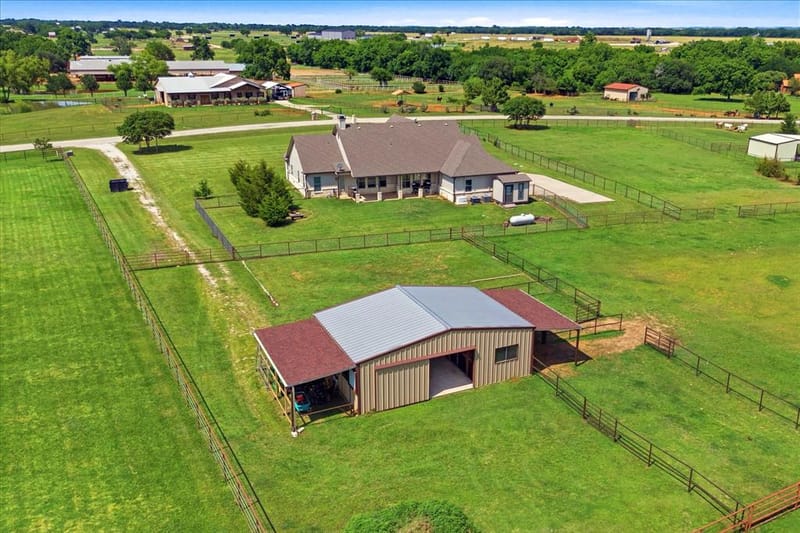 10040 Horseshoe Nail Road, Pilot Point TX 76258 - Photo 32