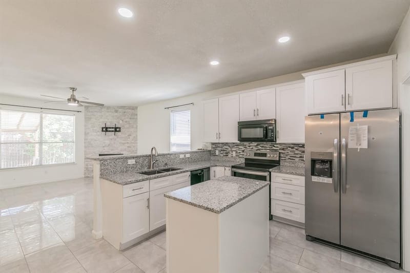 4333 Park Creek Circle N, Fort Worth TX 76137 - Photo 11