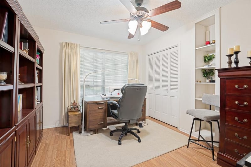 607 N Parkridge Drive, Mansfield TX 76063 - Photo 17