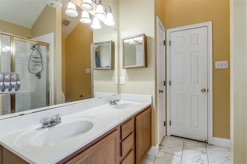 4621 Saint Francis Avenue, Dallas TX 75227 - Photo 20