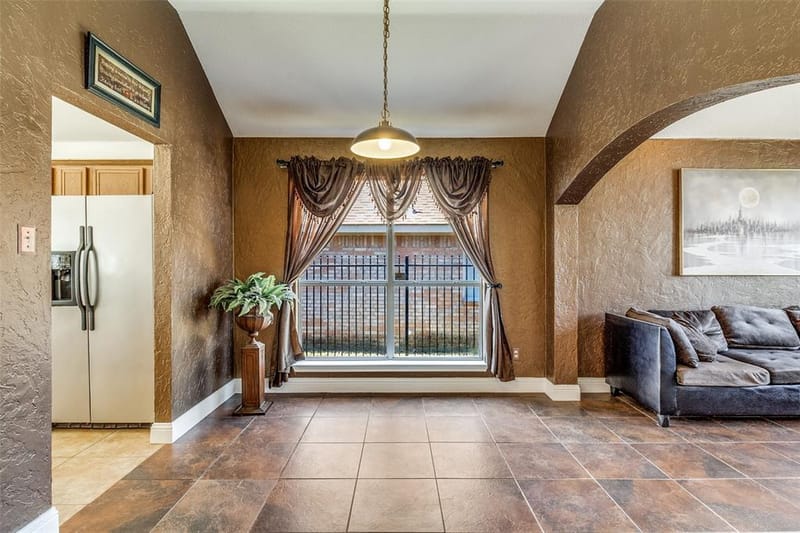 4621 Saint Francis Avenue, Dallas TX 75227 - Photo 9