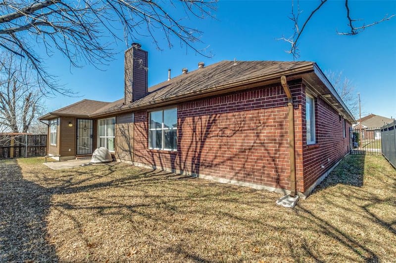 4621 Saint Francis Avenue, Dallas TX 75227 - Photo 24