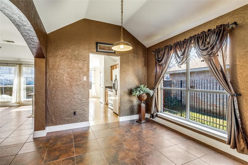 4621 Saint Francis Avenue, Dallas TX 75227 - Photo 8