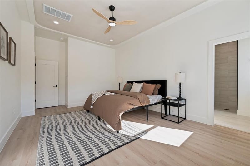 910 Gallant Fox Drive, Dallas TX 75211 - Photo 16
