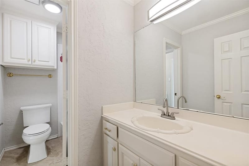 2721 Gold Rush Lane, Carrollton TX 75007 - Photo 25