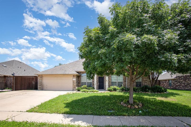 103 Haymeadow Drive, Crandall TX 75114 - Photo 2