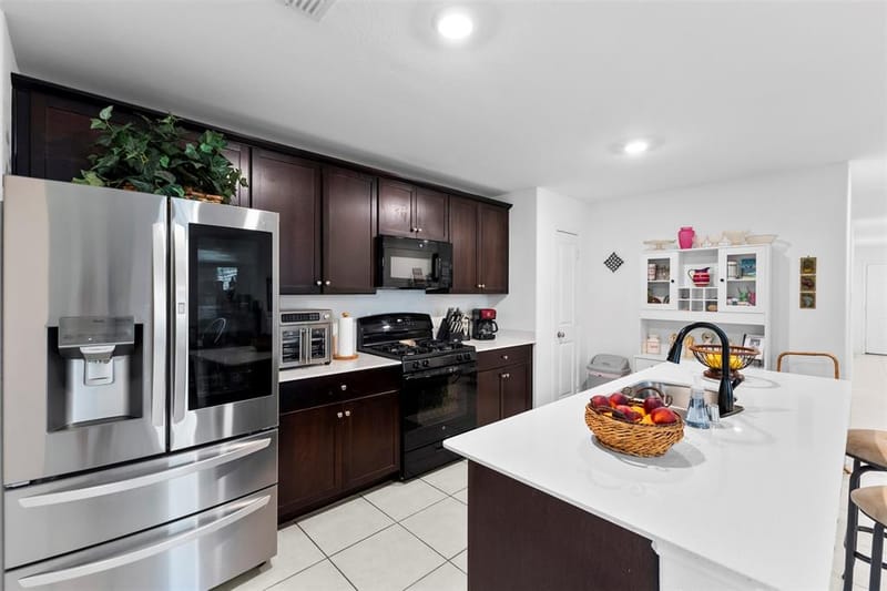 900 Odlozil Lane, Ennis TX 75119