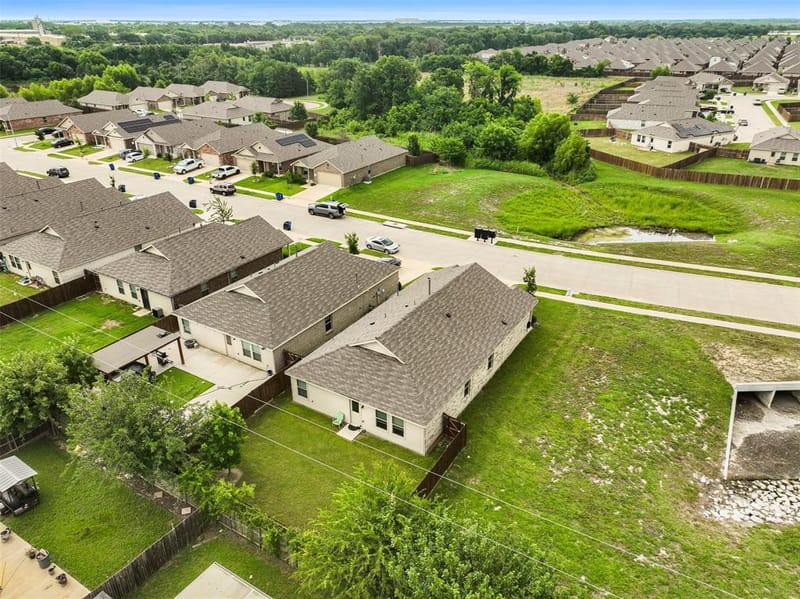 900 Odlozil Lane, Ennis TX 75119 - Photo 29