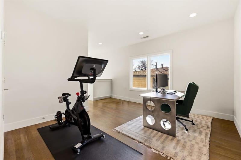 4827 Newmore Avenue, Dallas TX 75209 - Photo 26