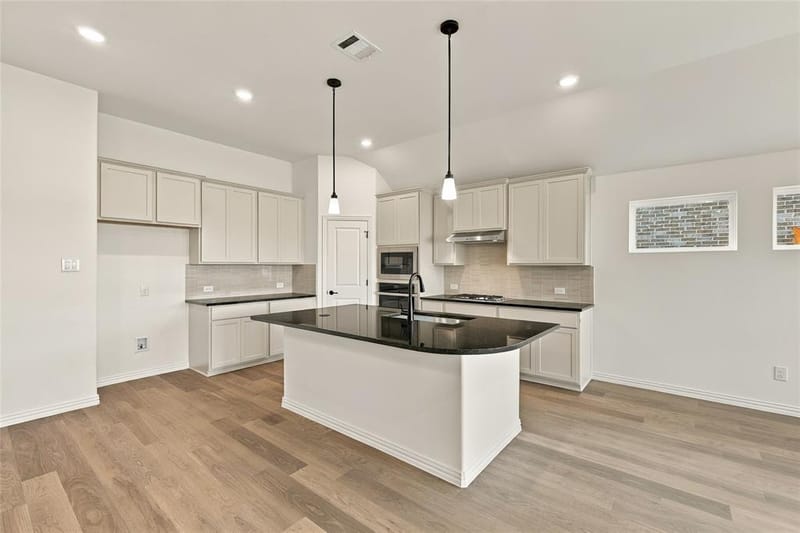 16521 Japanese Maple Drive, Fort Worth TX 76247 - Photo 2
