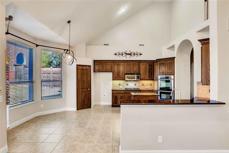 11567 Castle Brook Lane, Frisco TX 75035 - Photo 14