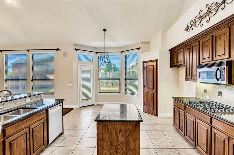 11567 Castle Brook Lane, Frisco TX 75035 - Photo 15