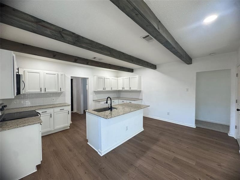 607 E Monterey Street, Denison TX 75021 - Photo 8