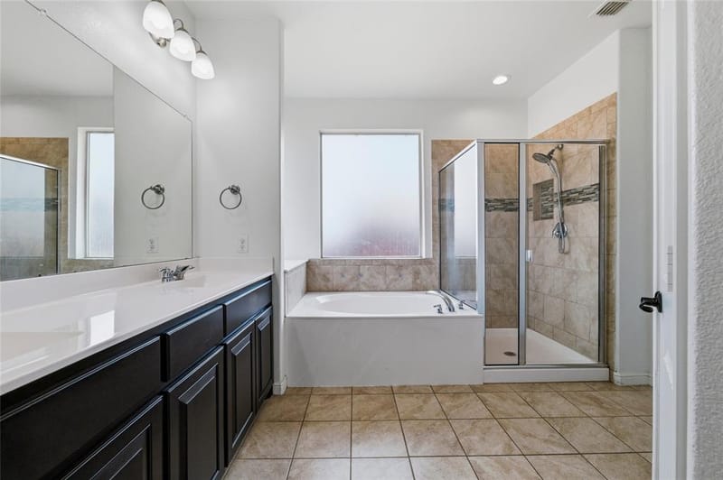 948 Meadow Scape Drive, Fort Worth TX 76028 - Photo 12