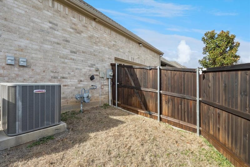 6928 Heather Lane, North Richland Hills TX 76182 - Photo 24