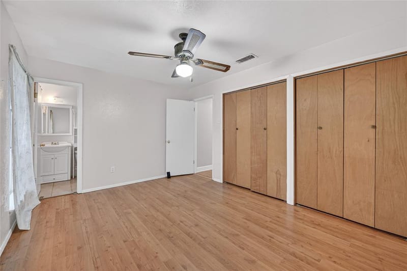 910 Kerry Street, Benbrook TX 76126 - Photo 16