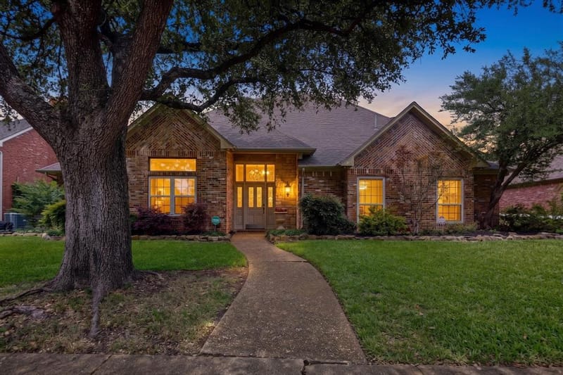 4018 Cobblers Lane, Dallas TX 75287 - Photo 8