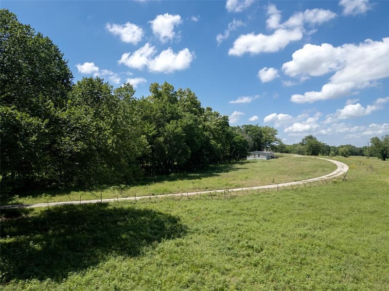 1510 Hawkins Road, Whitesboro TX 76273 - Photo 38