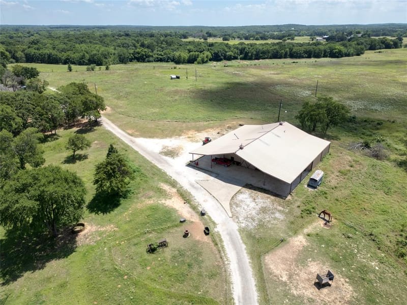 1510 Hawkins Road, Whitesboro TX 76273 - Photo 4