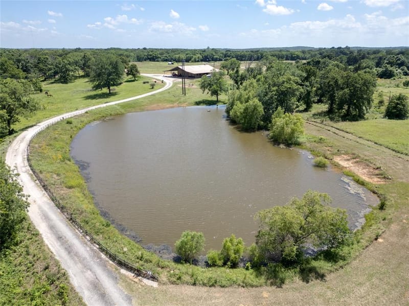 1510 Hawkins Road, Whitesboro TX 76273 - Photo 25