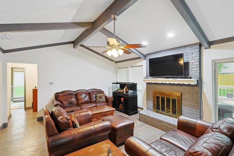 6837 Starnes Road, North Richland Hills TX 76182 - Photo 4