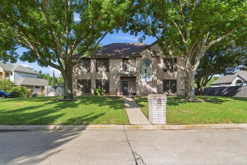 1936 Spinnaker Lane, Azle TX 76020