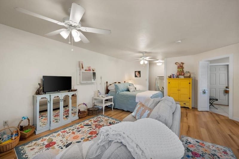 756 W 3rd Avenue, Corsicana TX 75110 - Photo 37