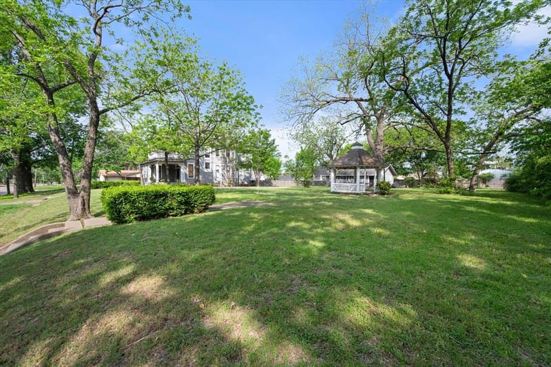 756 W 3rd Avenue, Corsicana TX 75110 - Photo 29