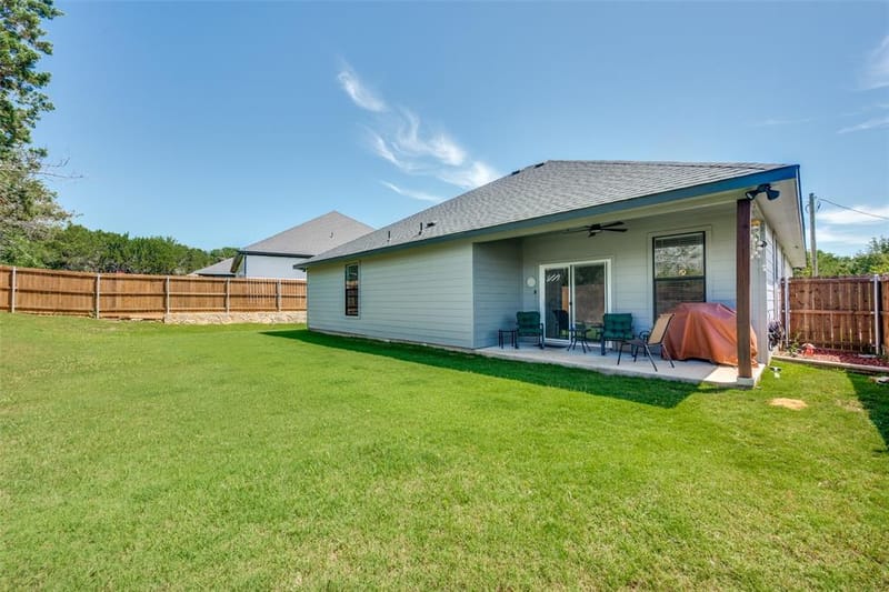 2404 Beverly Drive, Granbury TX 76048 - Photo 17