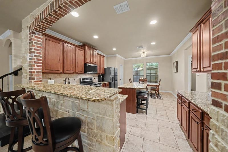 4541 Seventeen Lakes Court, Fort Worth TX 76262 - Photo 14
