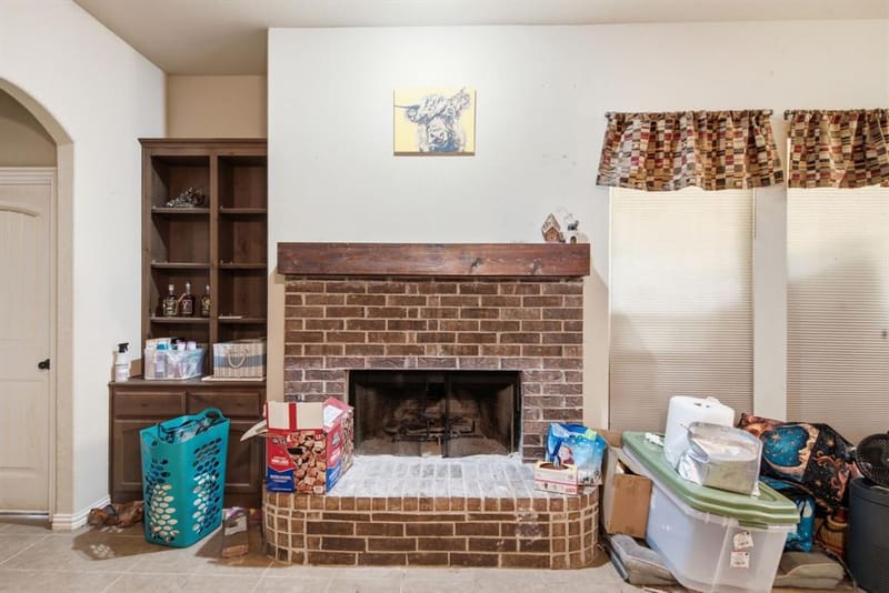 101 Hampton Lane, Springtown TX 76082 - Photo 17
