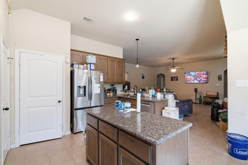101 Hampton Lane, Springtown TX 76082 - Photo 20
