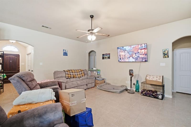 101 Hampton Lane, Springtown TX 76082 - Photo 15