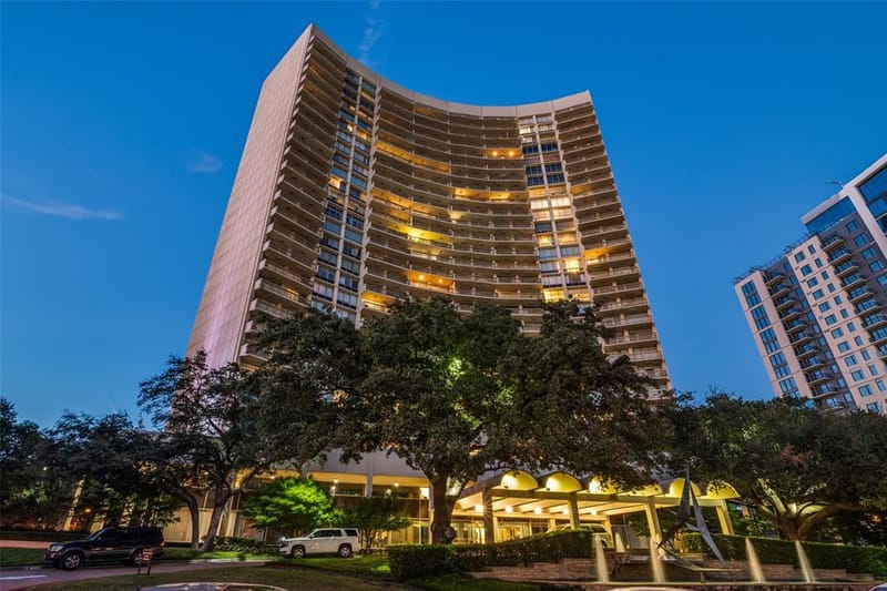 6211 W Northwest Highway # 1004, Dallas TX 75225 - Photo 2