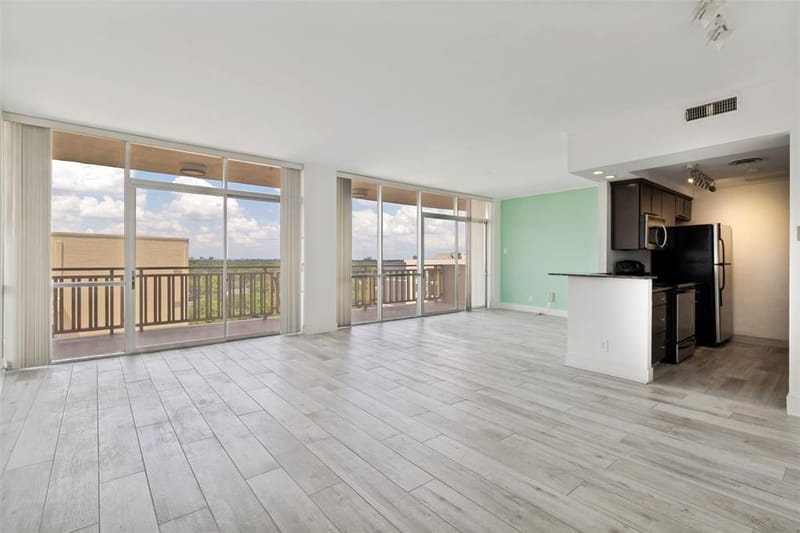 6211 W Northwest Highway # 1004, Dallas TX 75225 - Photo 3
