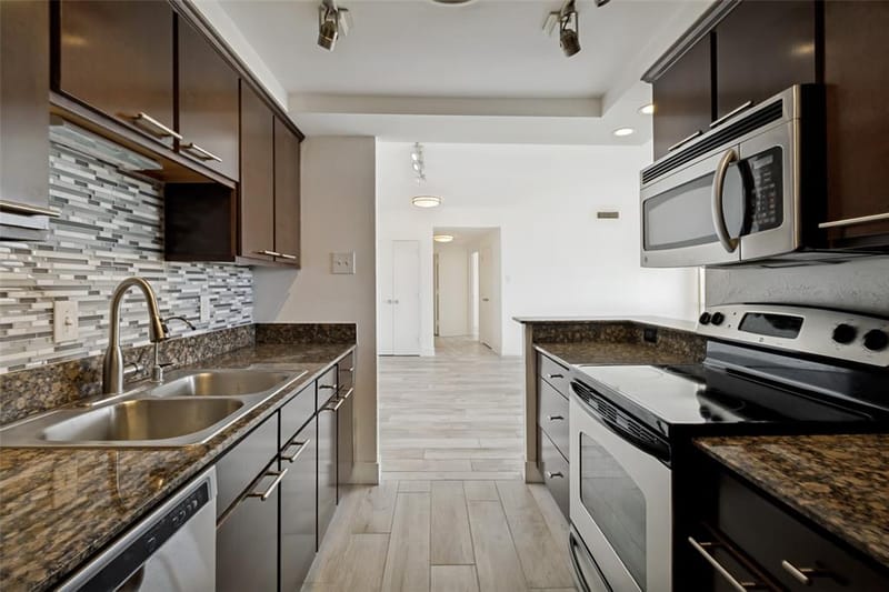 6211 W Northwest Highway # 1004, Dallas TX 75225 - Photo 10