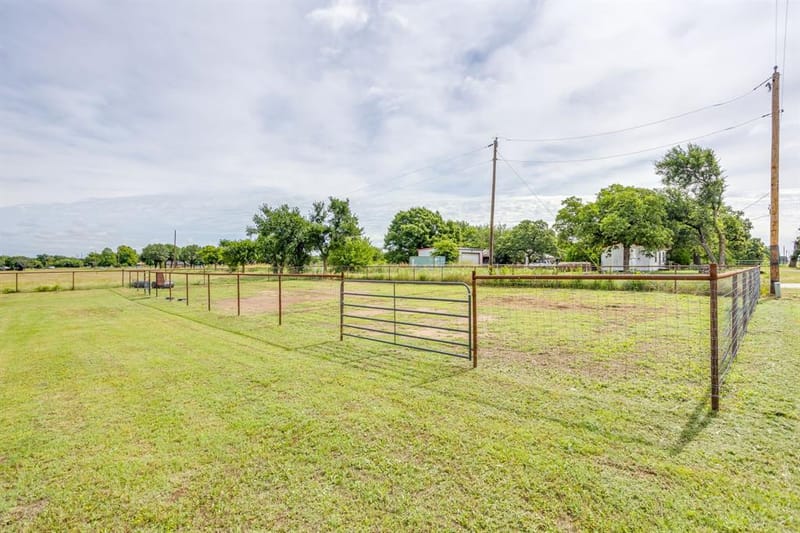 6296 Fm 1195, Mineral Wells TX 76067 - Photo 23
