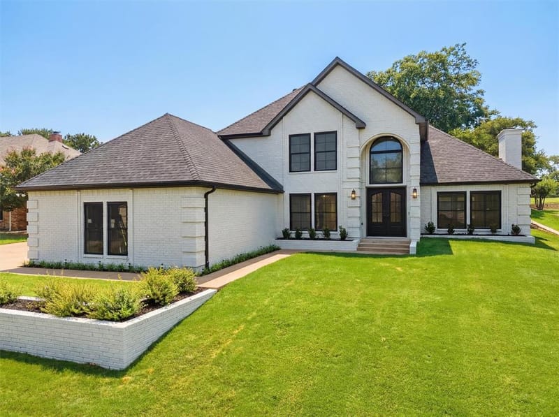 9121 Bontura Road, Granbury TX 76049 - Photo 2