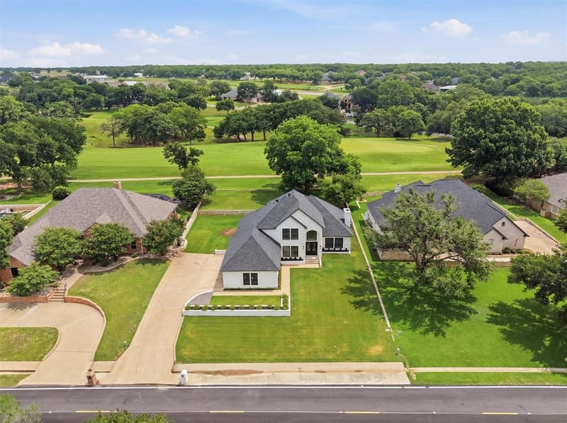 9121 Bontura Road, Granbury TX 76049 - Photo 32