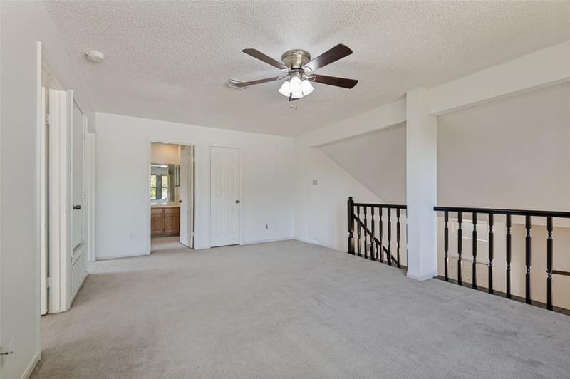 617 Valley Spring Drive, Arlington TX 76018 - Photo 17