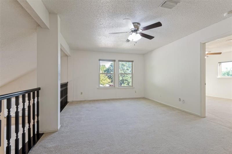 617 Valley Spring Drive, Arlington TX 76018 - Photo 16