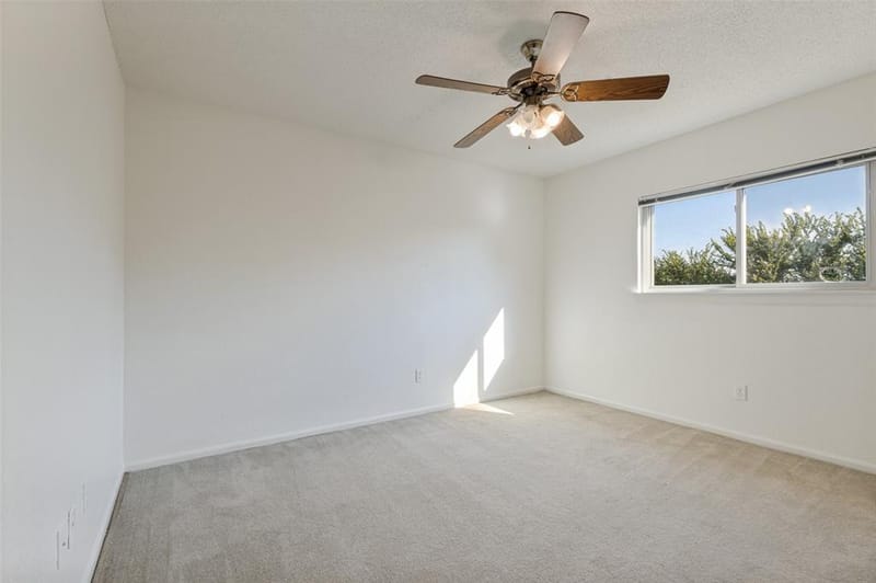 617 Valley Spring Drive, Arlington TX 76018 - Photo 19