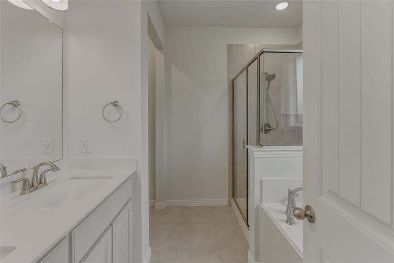 1037 Flagstone Drive, Weatherford TX 76085 - Photo 13