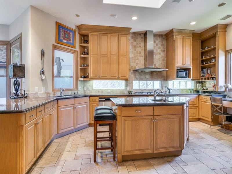 7111 Hill Forest Drive, Dallas TX 75230 - Photo 2