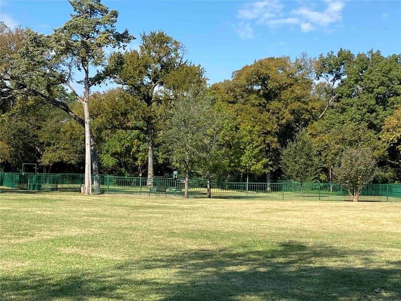 7111 Hill Forest Drive, Dallas TX 75230 - Photo 17