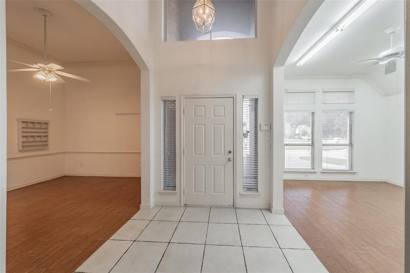 203 Arbor Park Drive, Euless TX 76039 - Photo 3